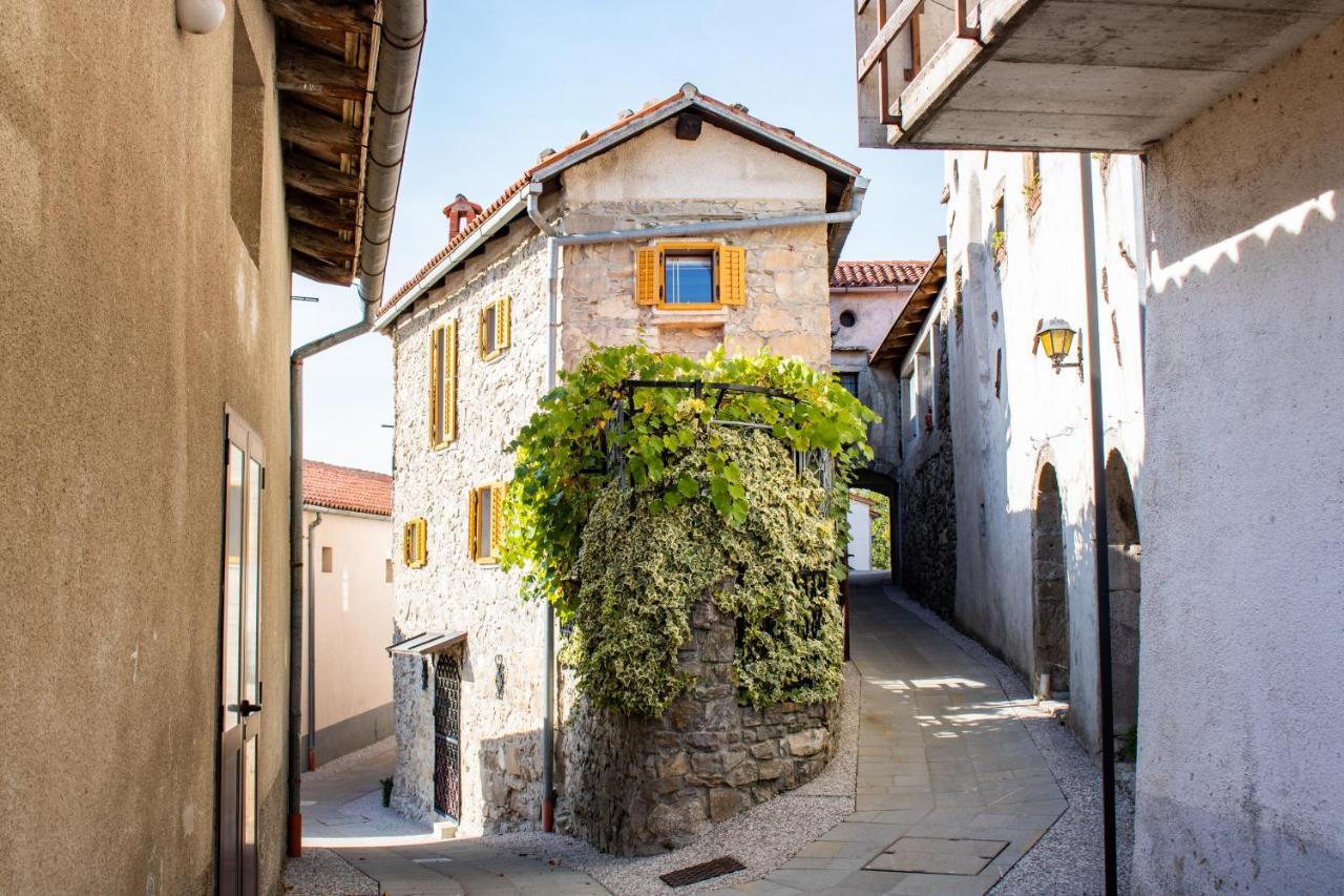Apartment Villa Irena Great For A Family Holiday With Free Parking And Ev Station Ajdovščina 外观 照片